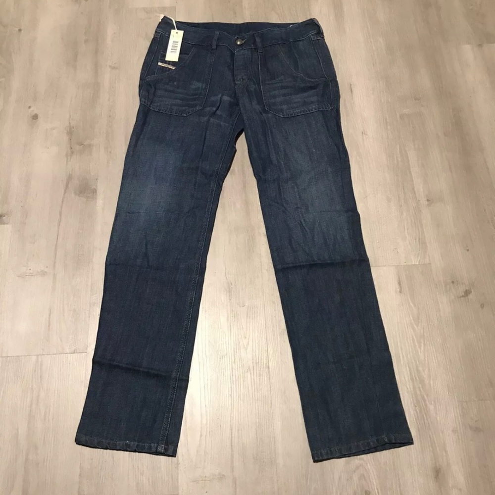 NWT! Diesel Industries Wirky Wash Boyfriend Jeans